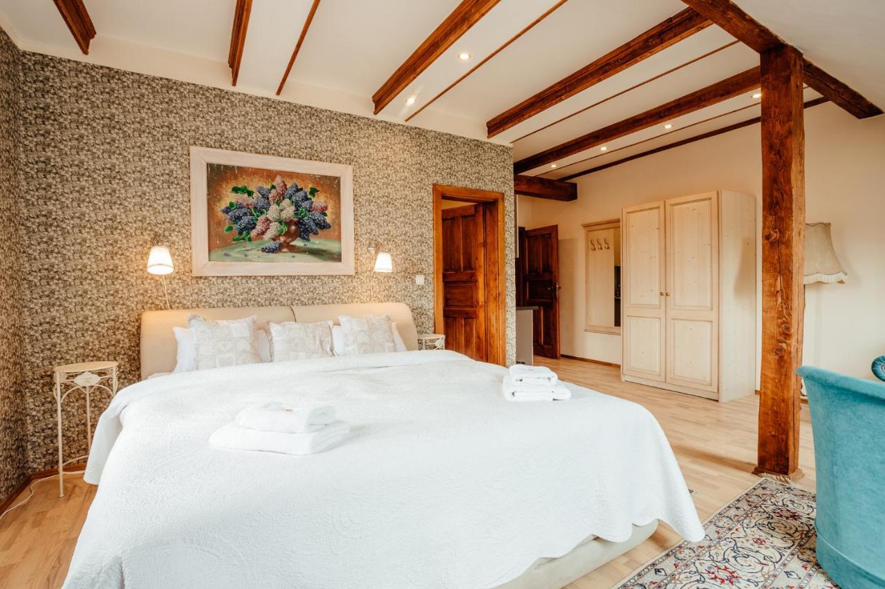 Hotel Barcadam Банска-Штьявница Экстерьер фото