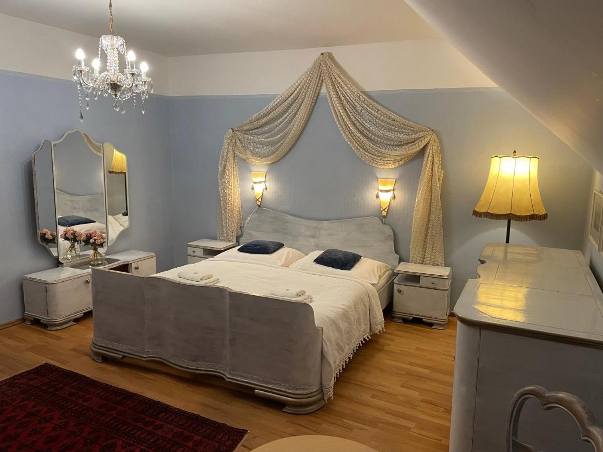 Hotel Barcadam Банска-Штьявница Экстерьер фото